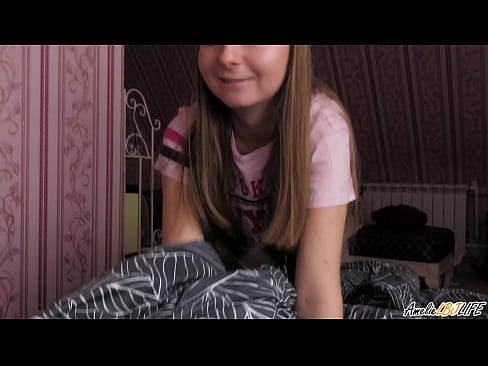 ❤️ Blondie tana tsotsar BFF's dinta sosai kuma ta sami Cum A Bakinta ️ Batsa na Gida ️❤